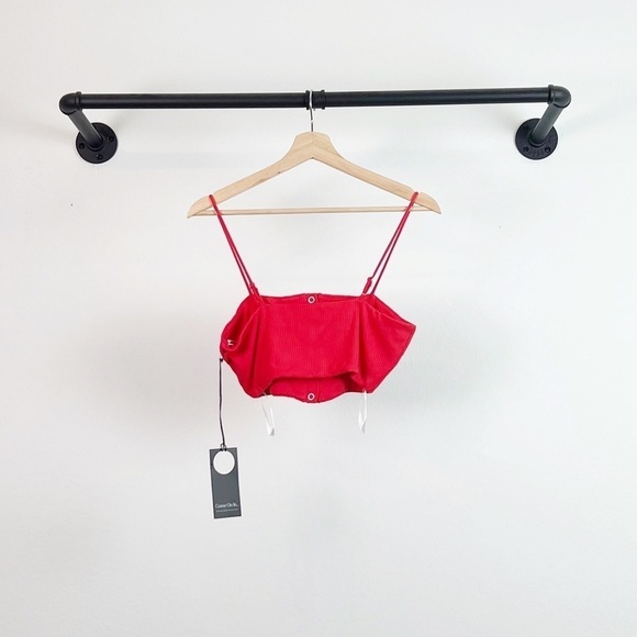 NWT Privacy Please Goldman Ribbed Snap Front Crop Tank Top in Red - Picture 5 of 6